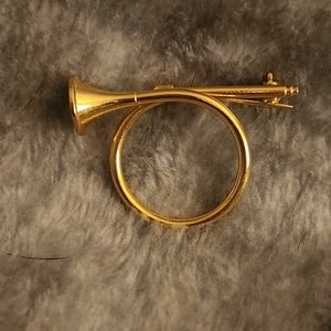 Musical instrument vintage pin